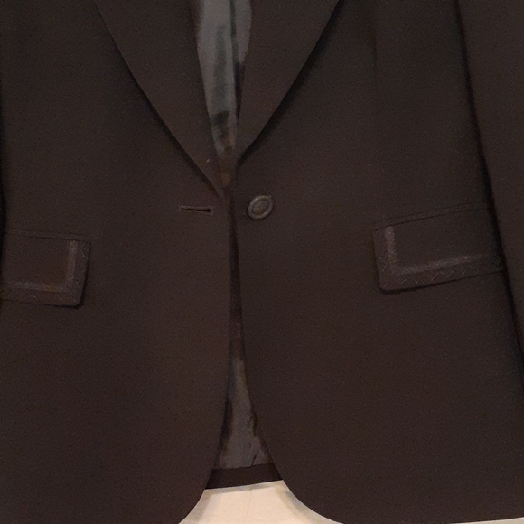 Tahari Blazer Petite Single Button - Picture 4 of 6